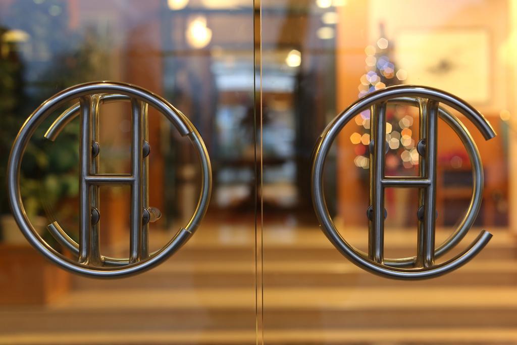 Hotel Cristallo Удине Экстерьер фото