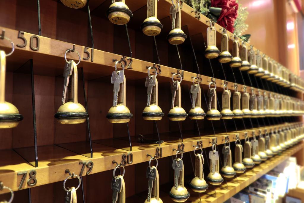 Hotel Cristallo Удине Экстерьер фото